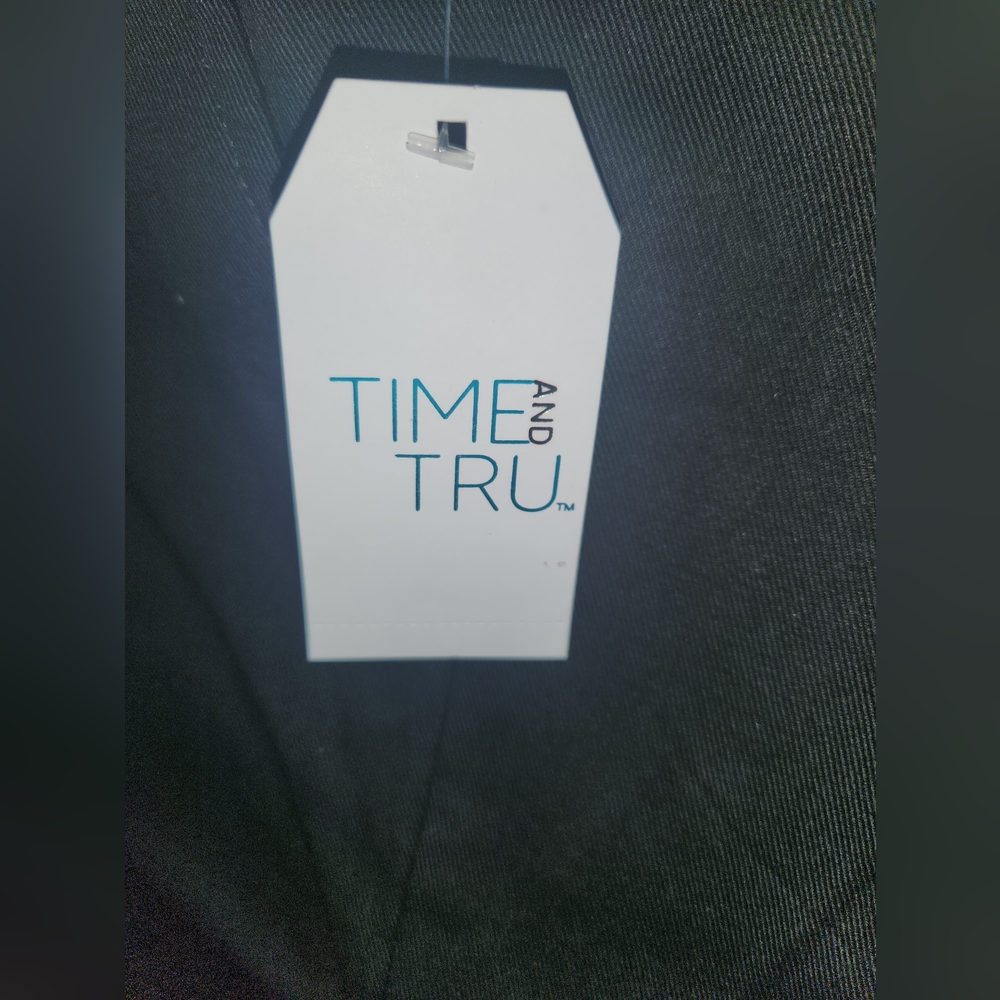 Time and Tru shorts - Picture 3 of 4